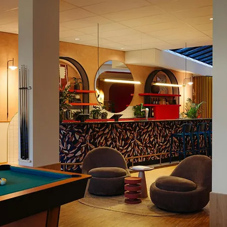 Leonardo Hotel Groningen City Center-3